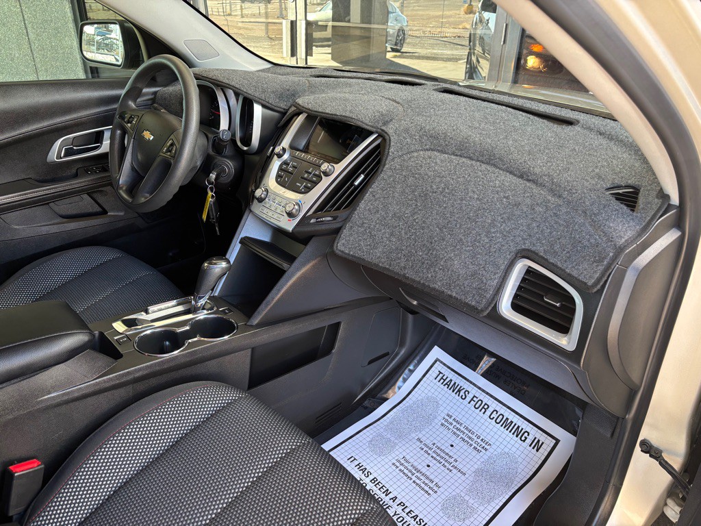 2016 Chevrolet Equinox Image 28