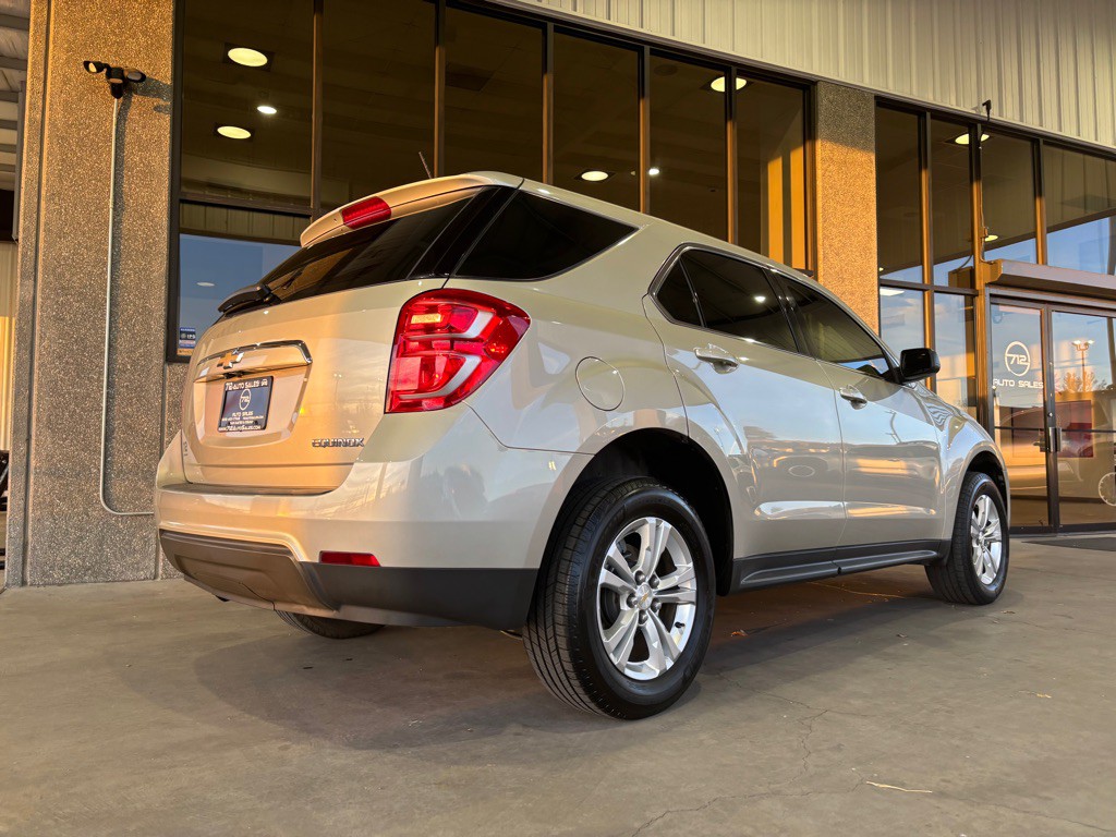 2016 Chevrolet Equinox Image 35