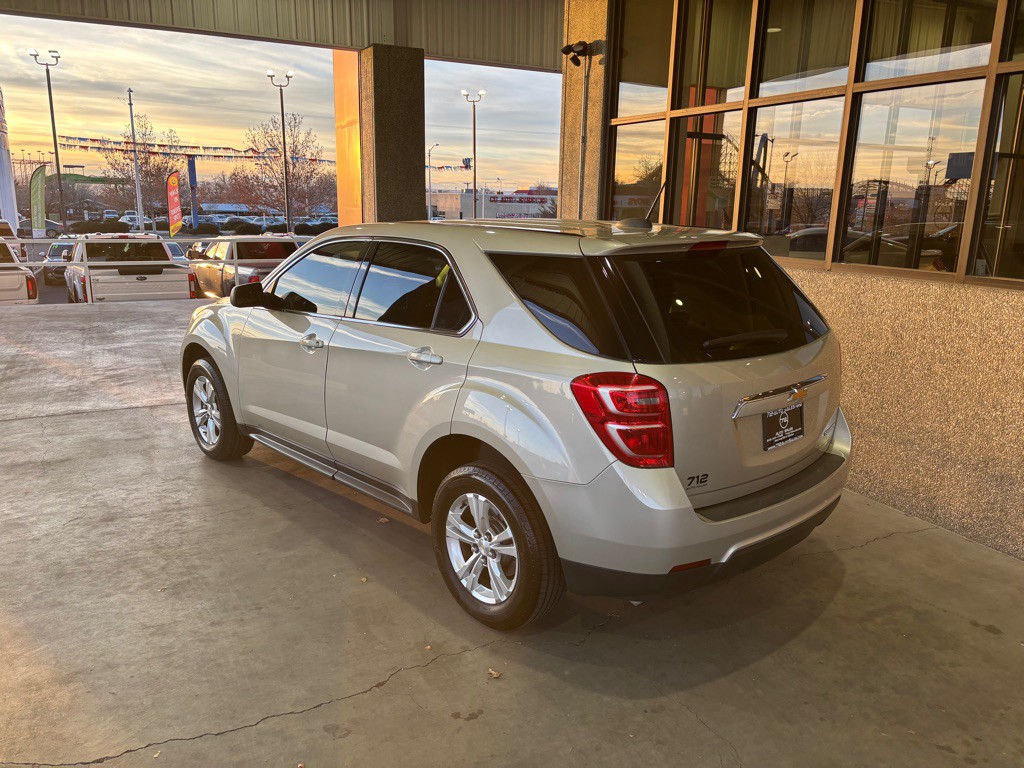 2016 Chevrolet Equinox Image 38