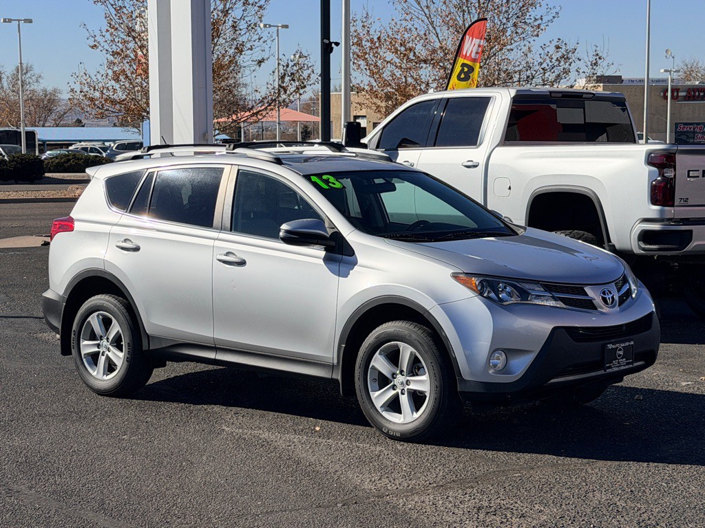2013 Toyota Rav4 Image 4