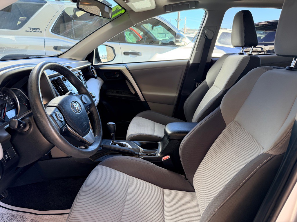 2013 Toyota Rav4 Image 8