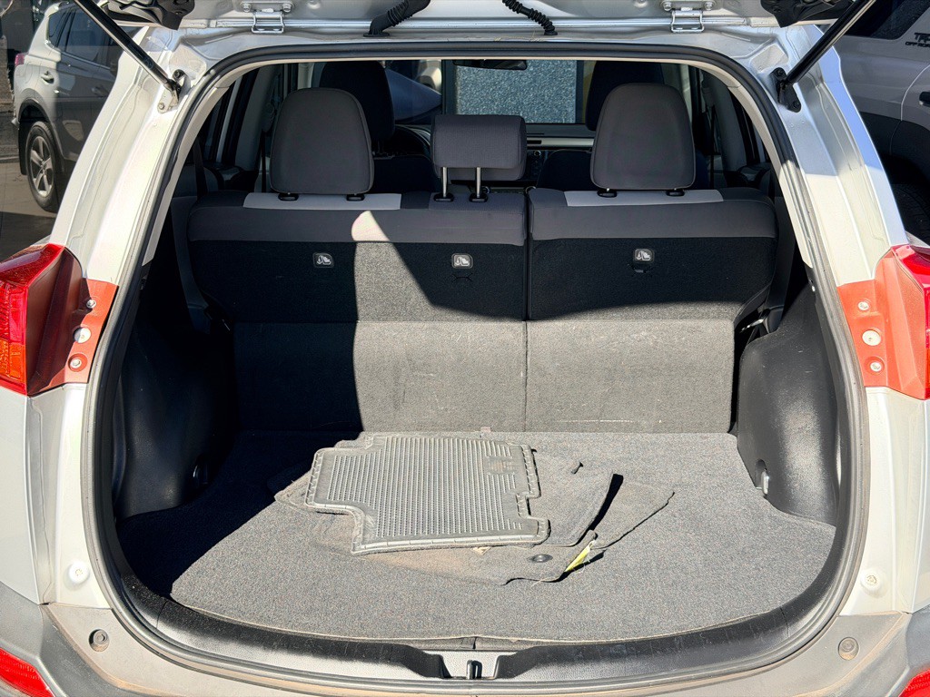 2013 Toyota Rav4 Image 17