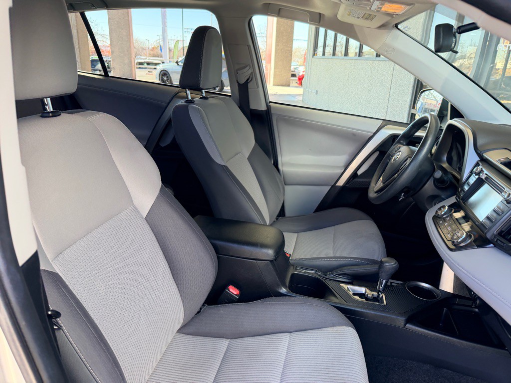 2013 Toyota Rav4 Image 19