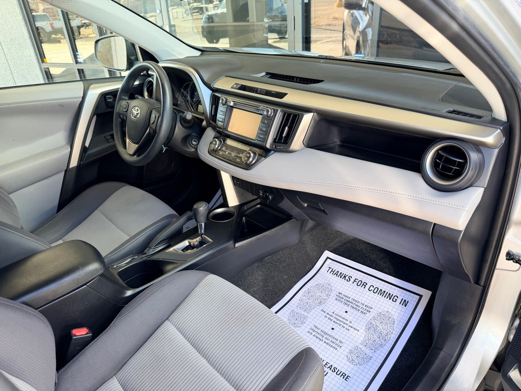 2013 Toyota Rav4 Image 20