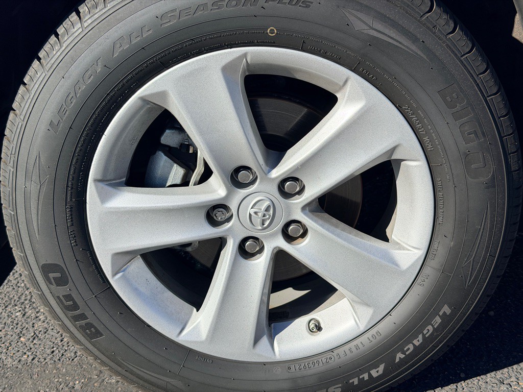 2013 Toyota Rav4 Image 46