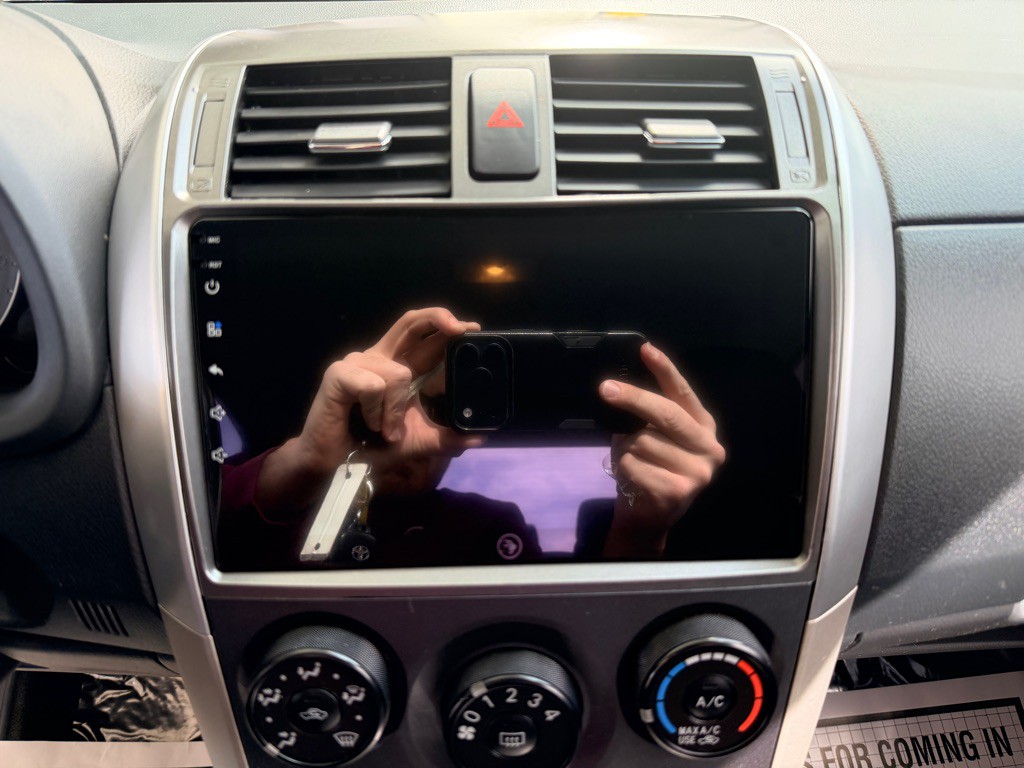 2010 Toyota Corolla Image 12