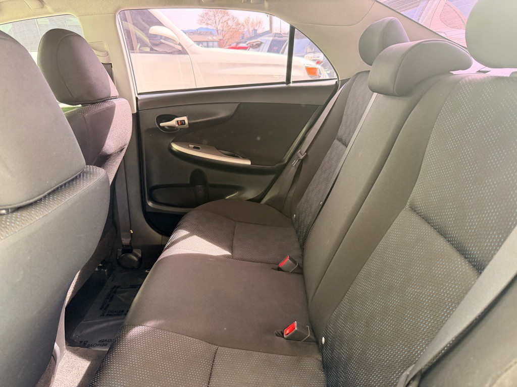 2010 Toyota Corolla Image 15