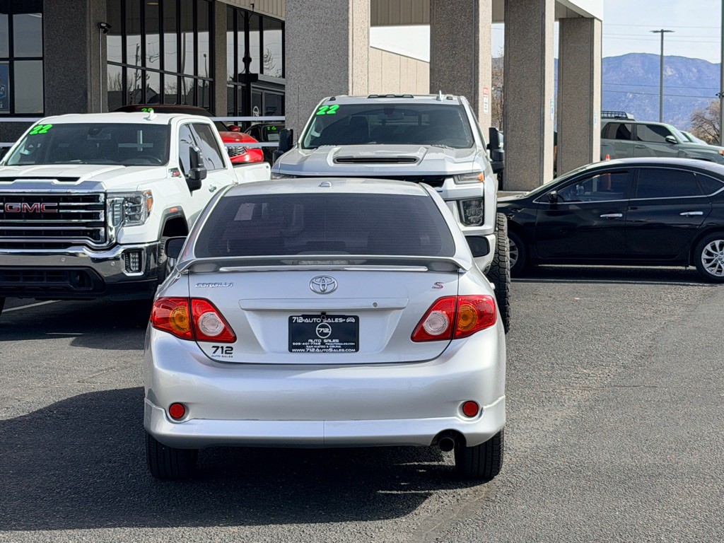 2010 Toyota Corolla Image 34