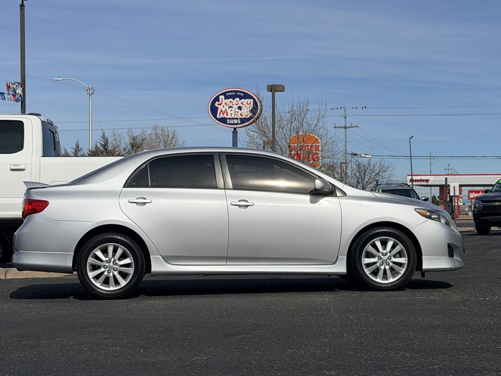 2010 Toyota Corolla Image 39
