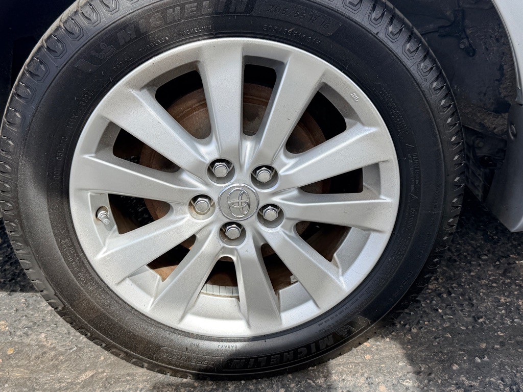 2010 Toyota Corolla Image 43