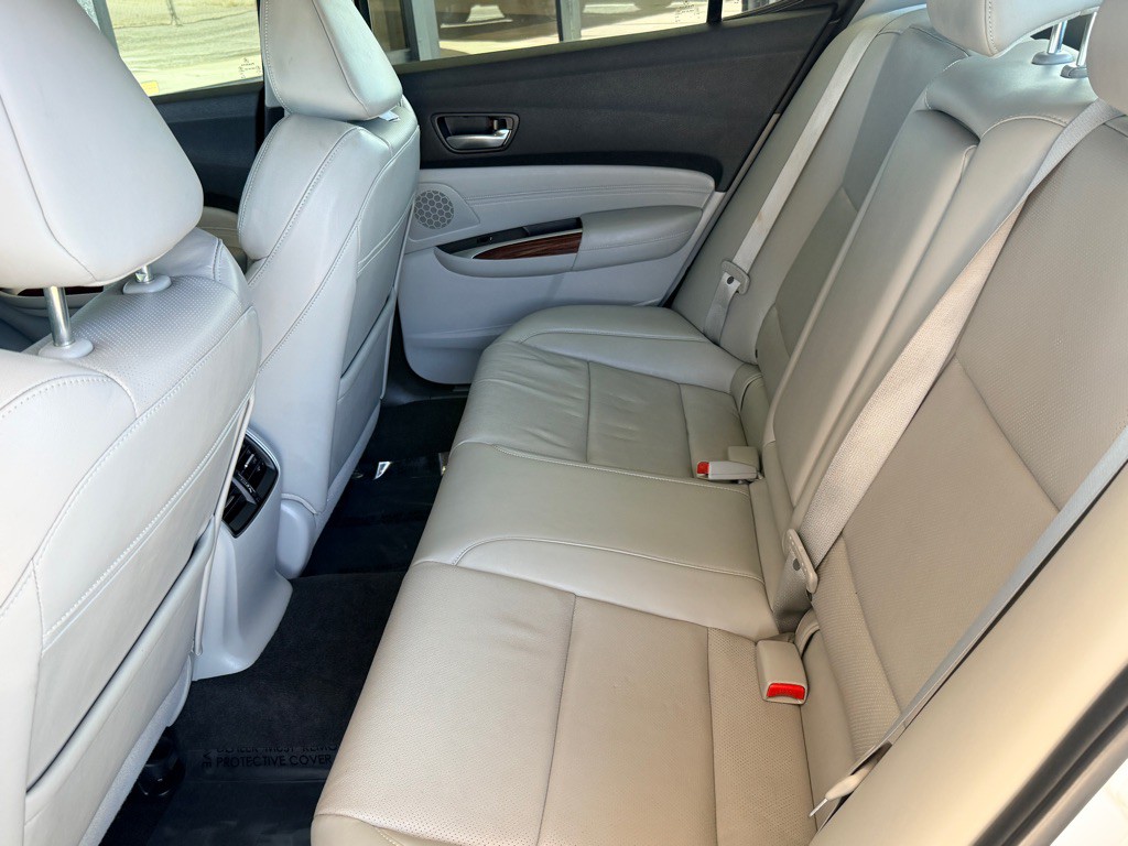 2016 Acura TL Image 18