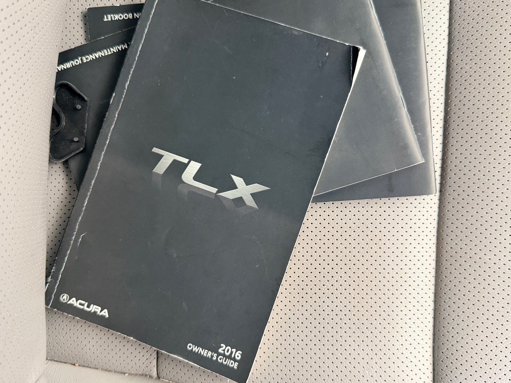 2016 Acura TL Image 24