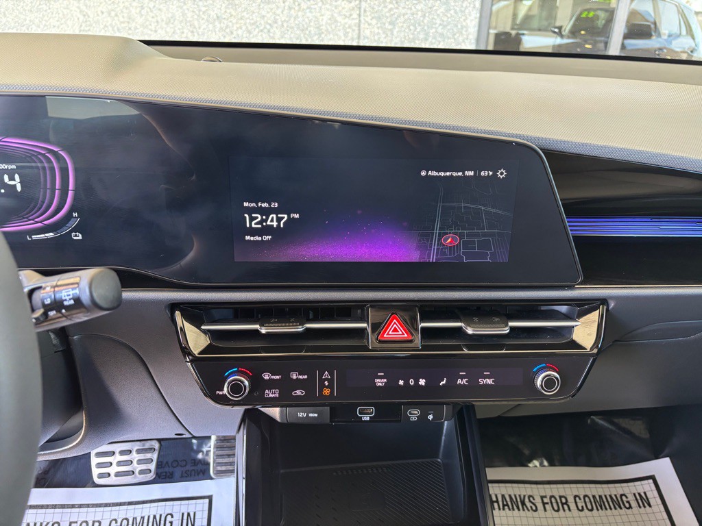 2025 Kia Niro Image 12