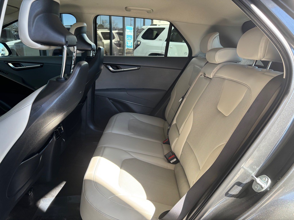 2025 Kia Niro Image 19