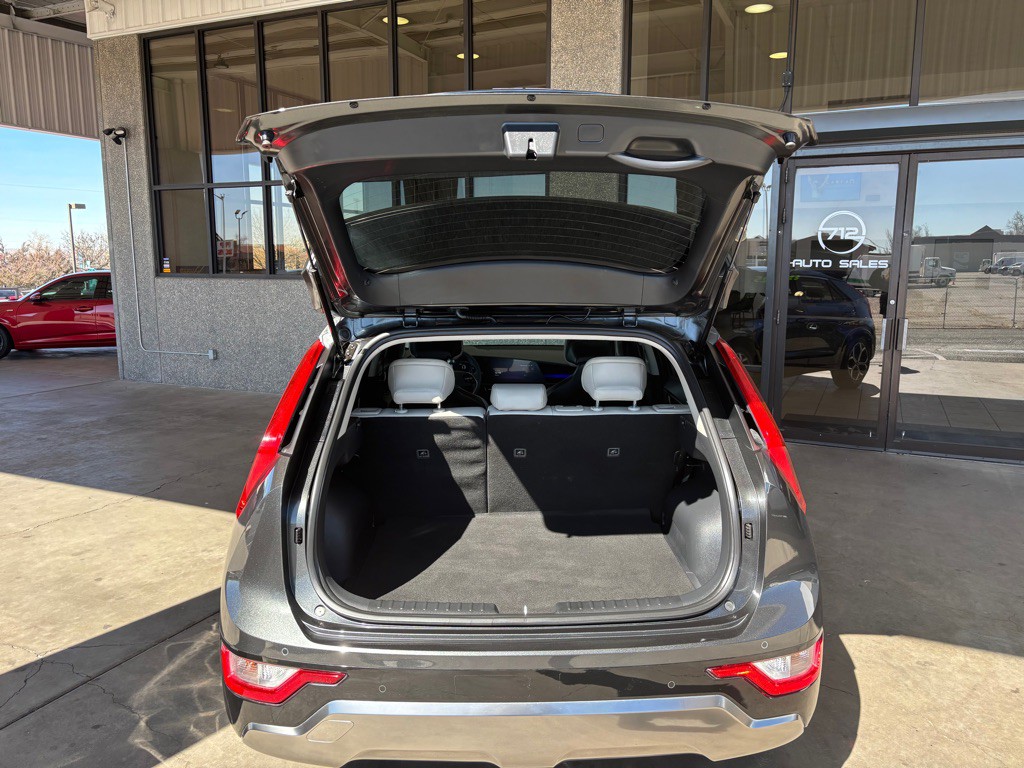 2025 Kia Niro Image 24