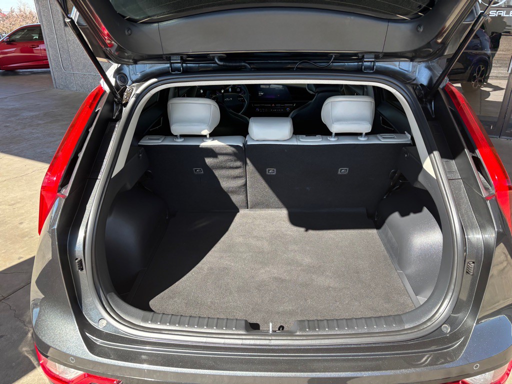 2025 Kia Niro Image 25