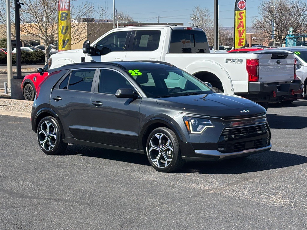 2025 Kia Niro Image 35