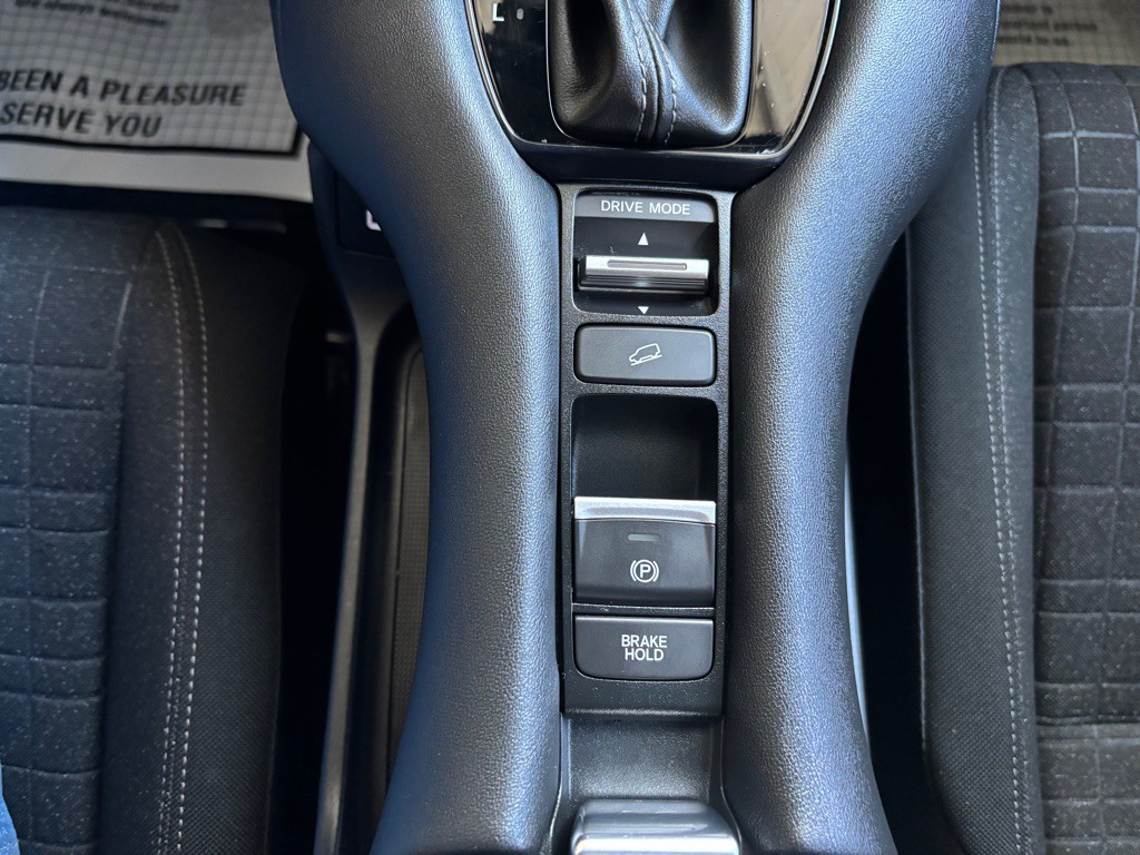 2023 Honda HR-V Image 17