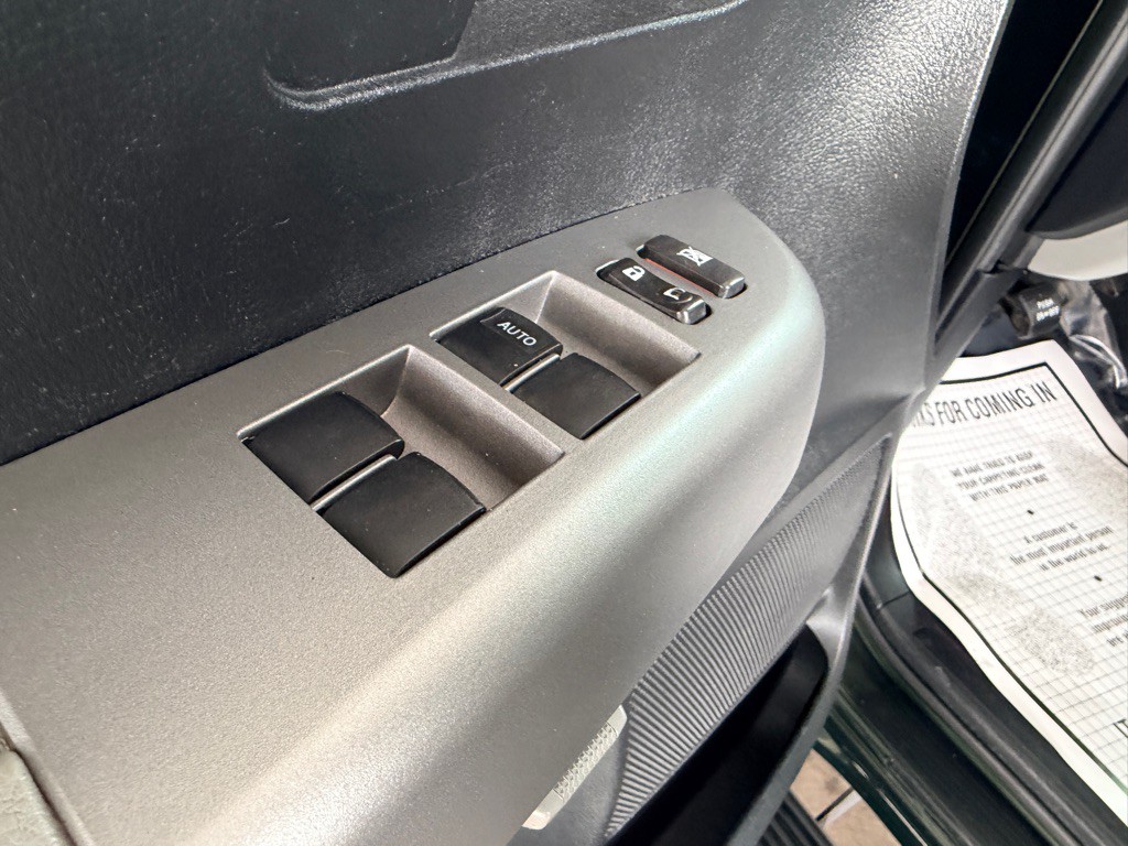 2012 Toyota Tundra Image 5