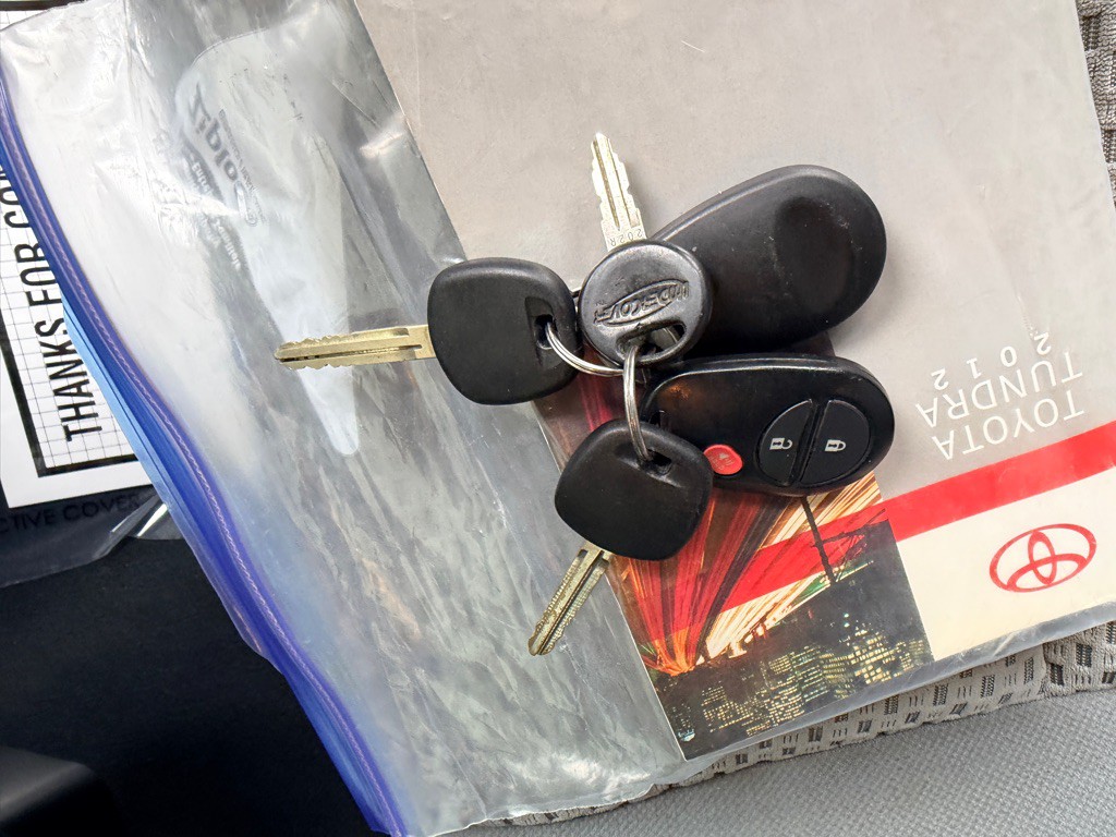 2012 Toyota Tundra Image 20