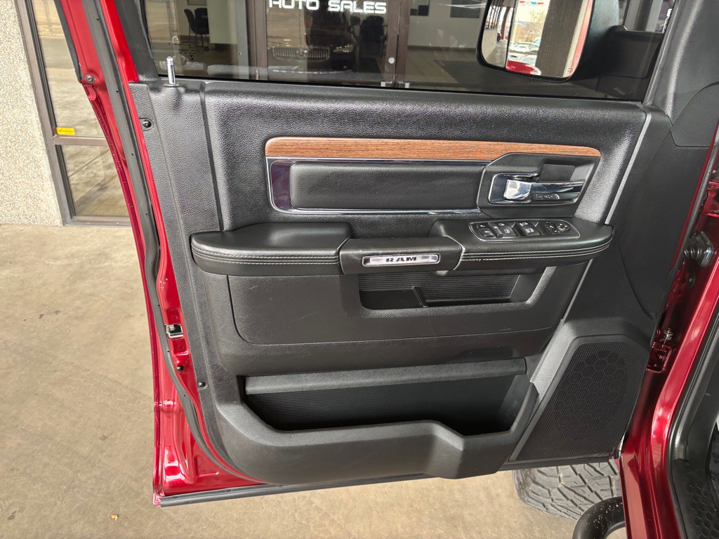 2017 RAM 2500 Image 8