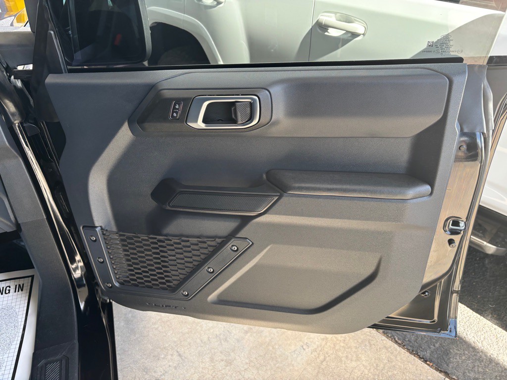 2025 Ford Bronco Image 29