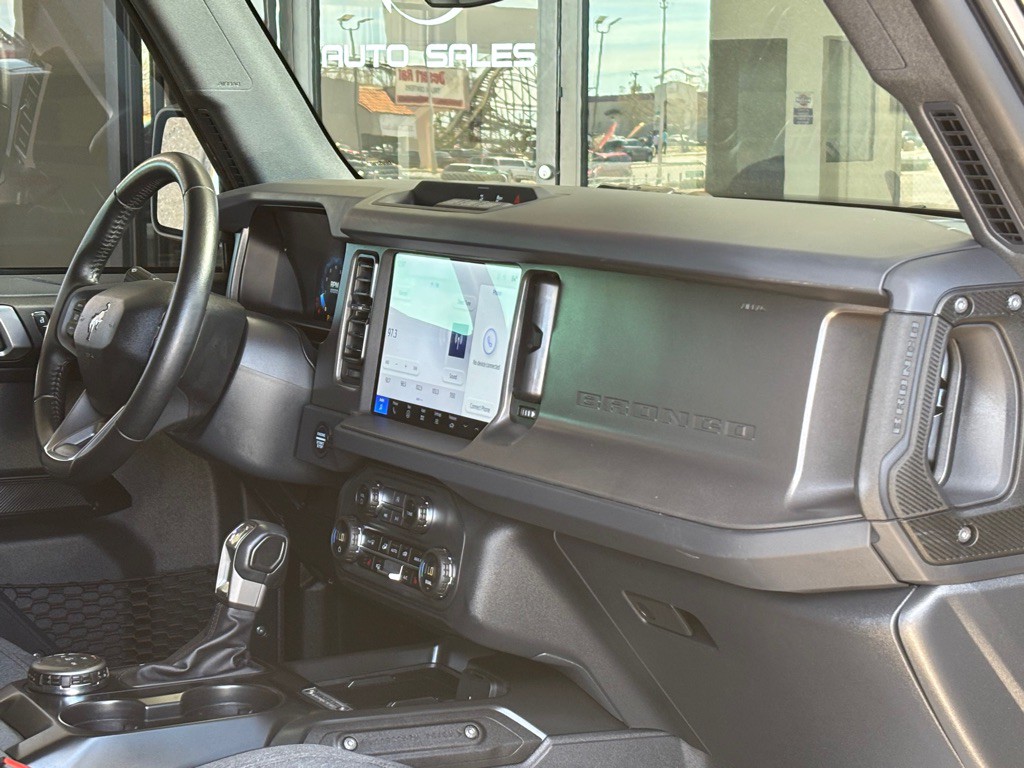 2025 Ford Bronco Image 30