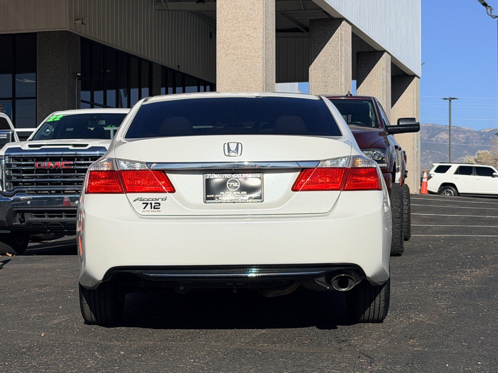 2013 Honda Accord Image 32