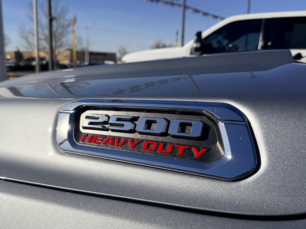 2024 RAM 2500 Image 32