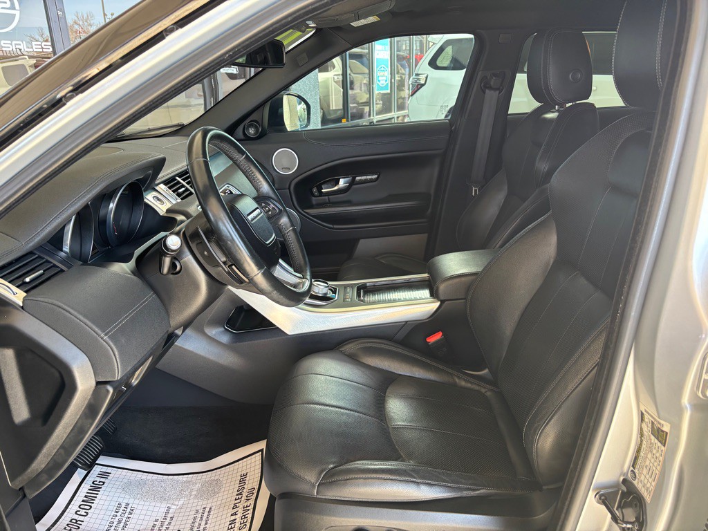 2016 Land Rover Range Rover Evoque Image 5