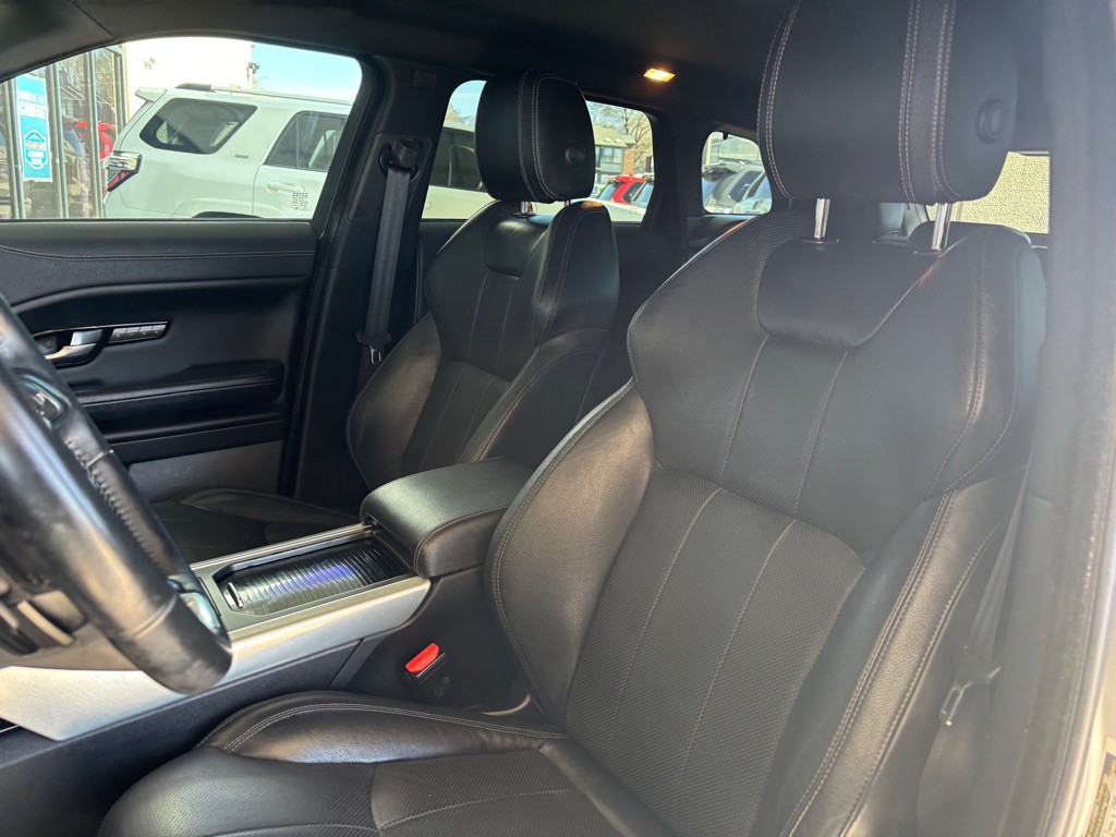 2016 Land Rover Range Rover Evoque Image 7