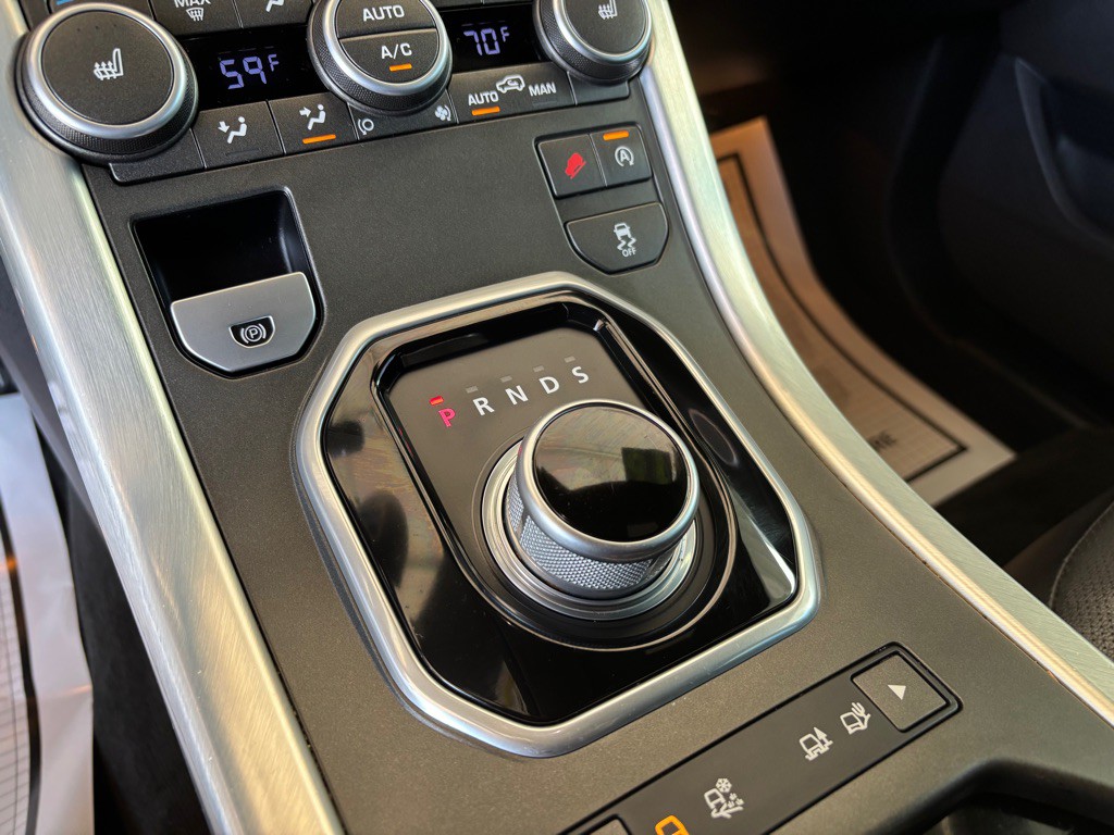 2016 Land Rover Range Rover Evoque Image 14