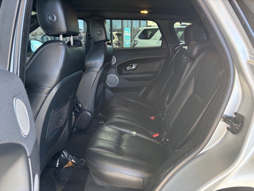 2016 Land Rover Range Rover Evoque Image 18