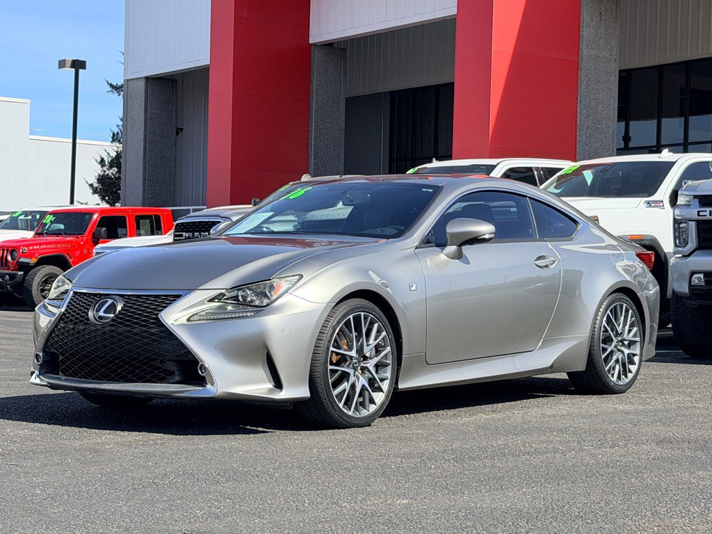 2016 Lexus RC Image 28