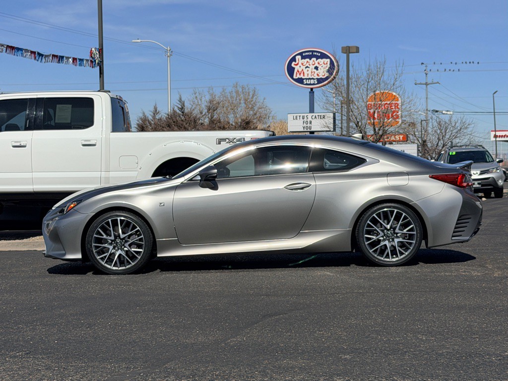 2016 Lexus RC Image 30