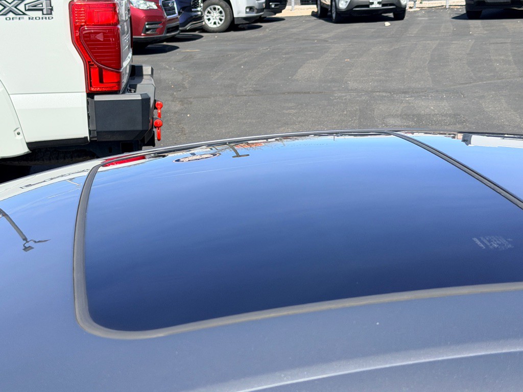 2016 Lexus RC Image 34