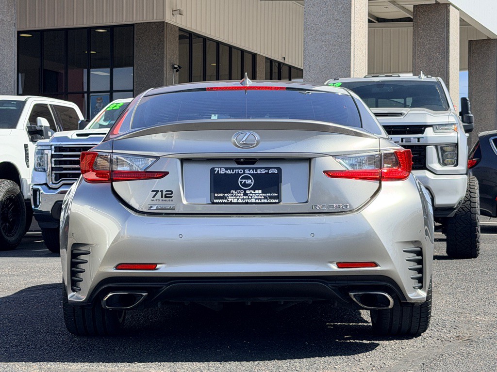 2016 Lexus RC Image 36