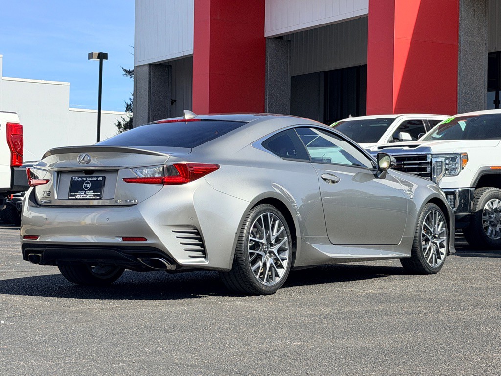 2016 Lexus RC Image 38