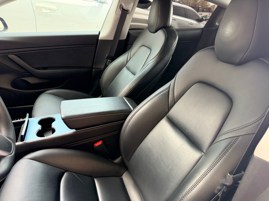2019 Tesla Model 3 Image 7