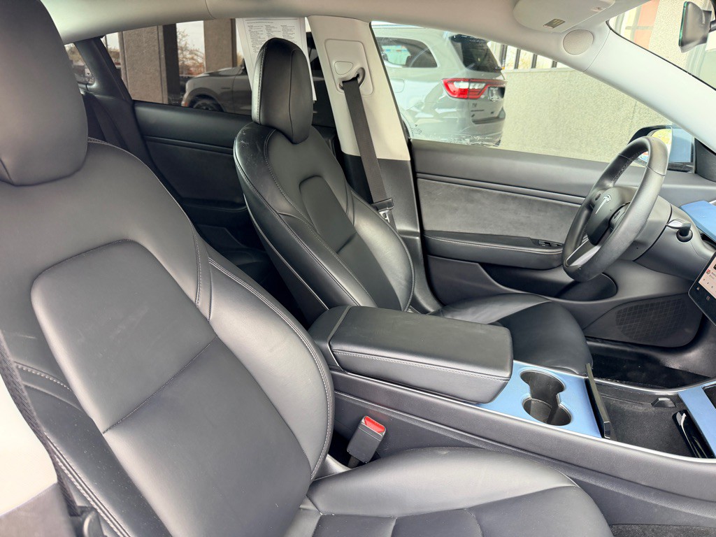 2019 Tesla Model 3 Image 19