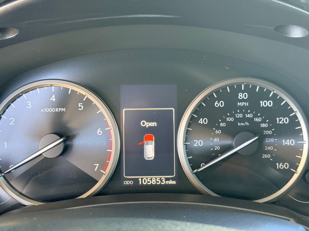 2017 Lexus NX Image 10