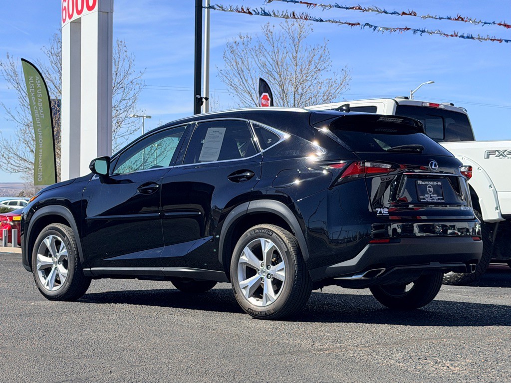 2017 Lexus NX Image 31