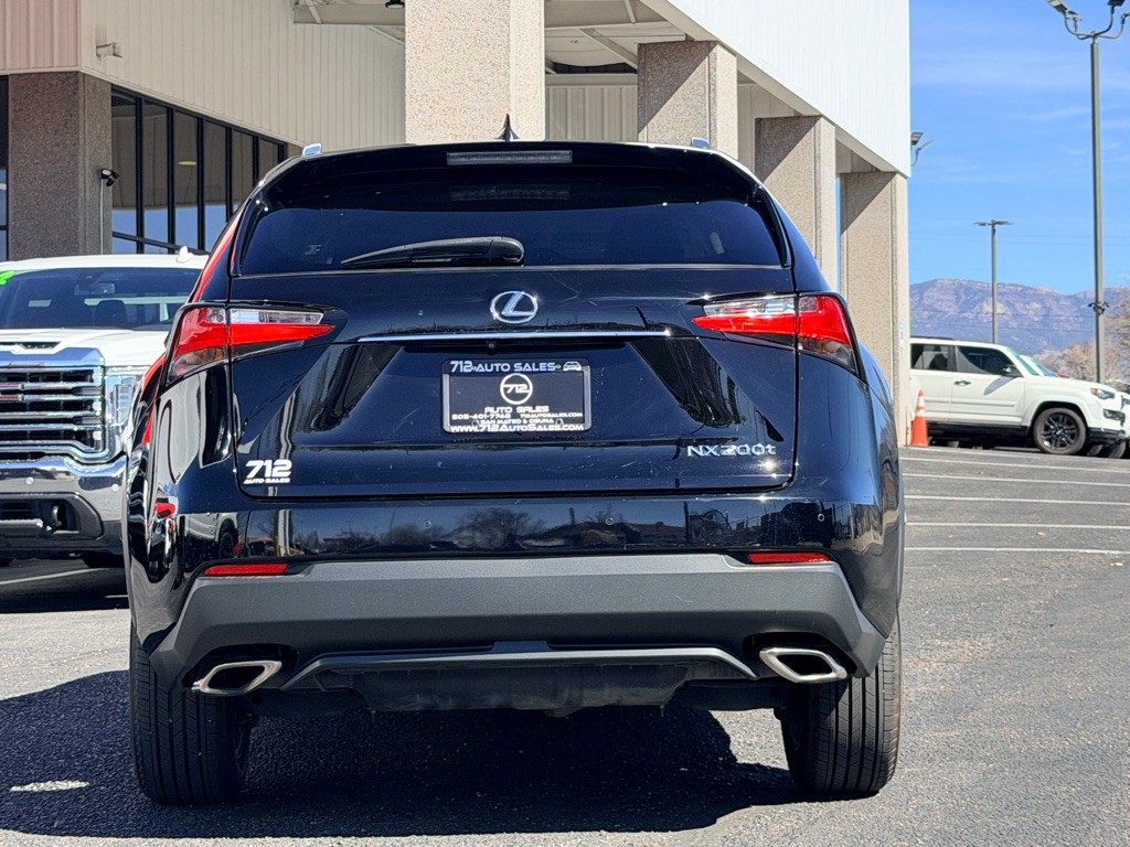 2017 Lexus NX Image 35