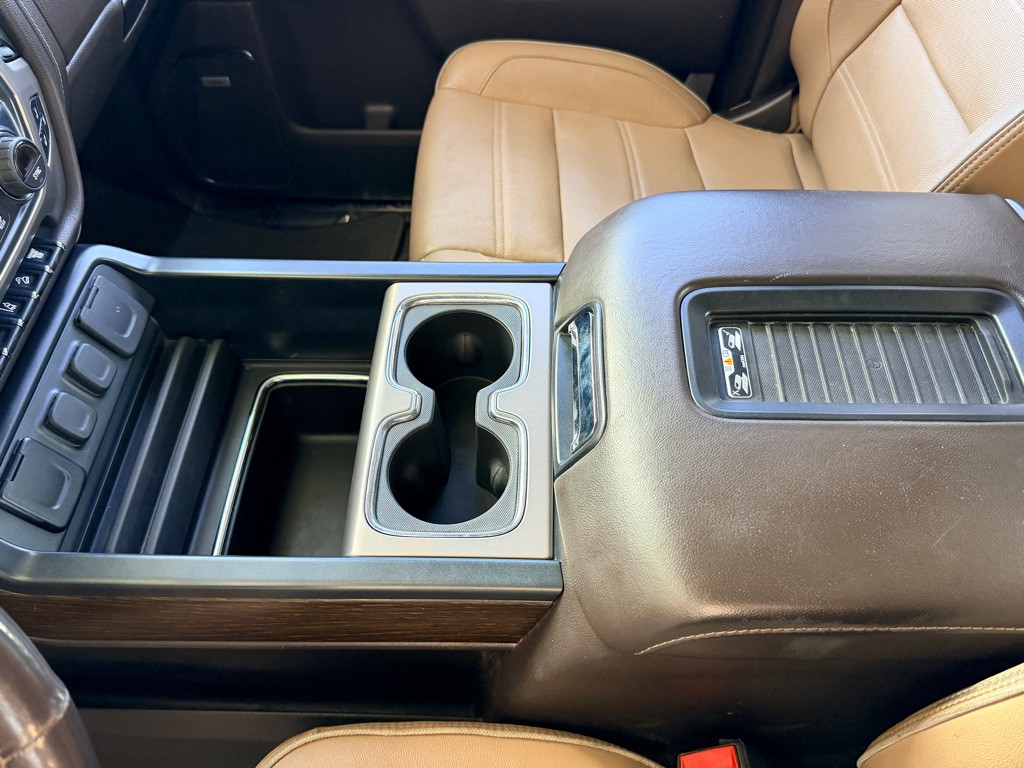 2018 GMC Sierra Image 16