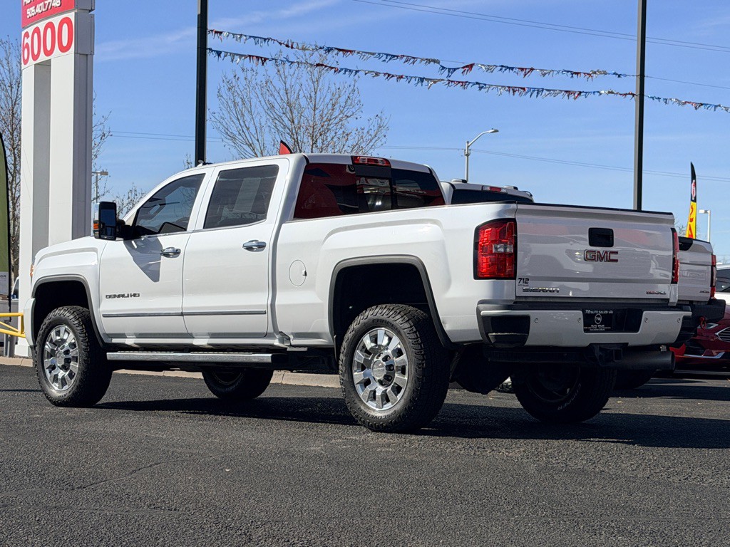 2018 GMC Sierra Image 32