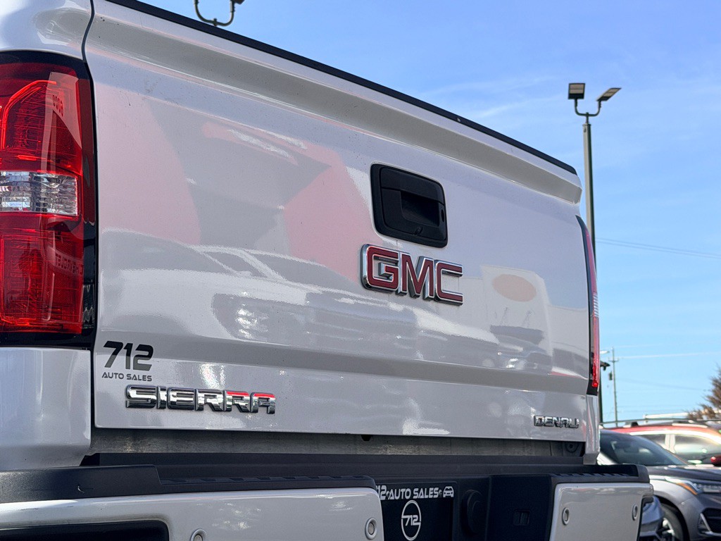 2018 GMC Sierra Image 33