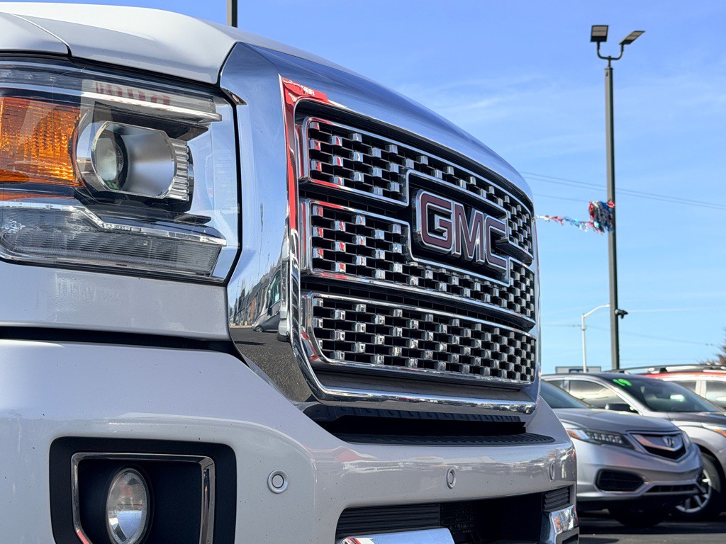 2018 GMC Sierra Image 34