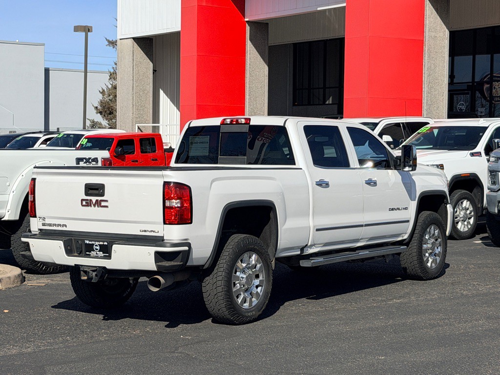 2018 GMC Sierra Image 38
