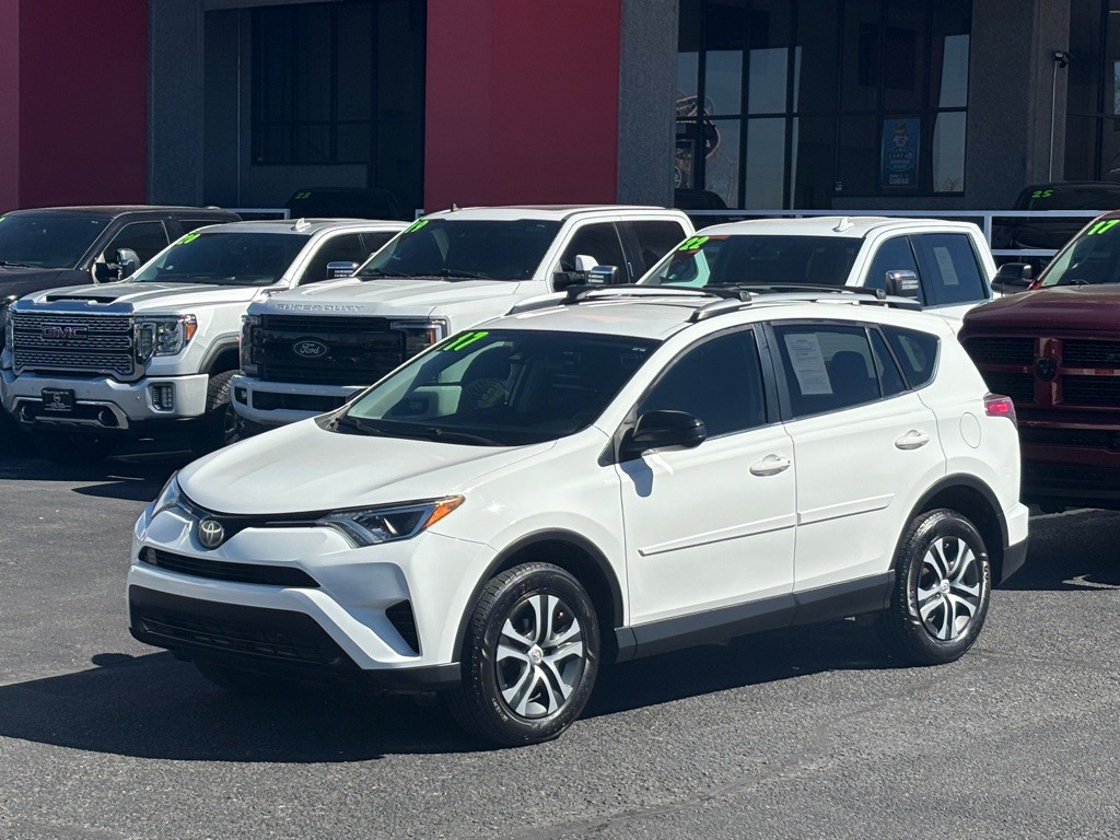 2017 Toyota Rav4 Image 1