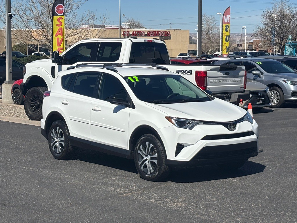 2017 Toyota Rav4 Image 4